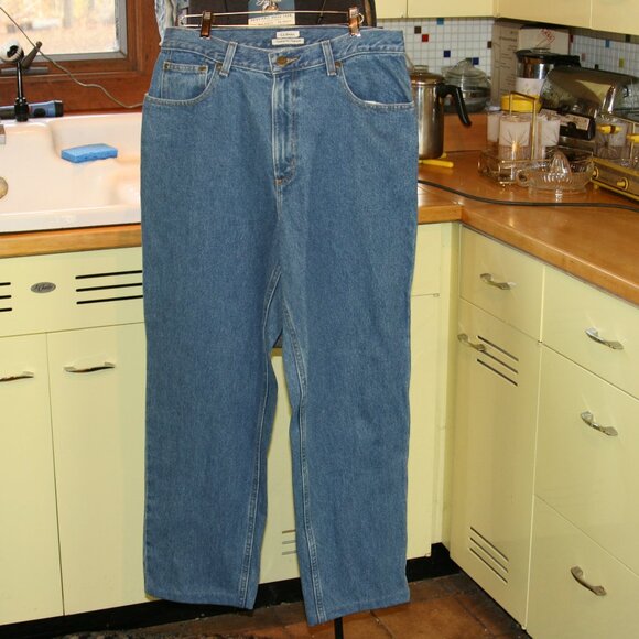 L.L. Bean Original Relaxed Fit Jeans - Picture 1 of 4